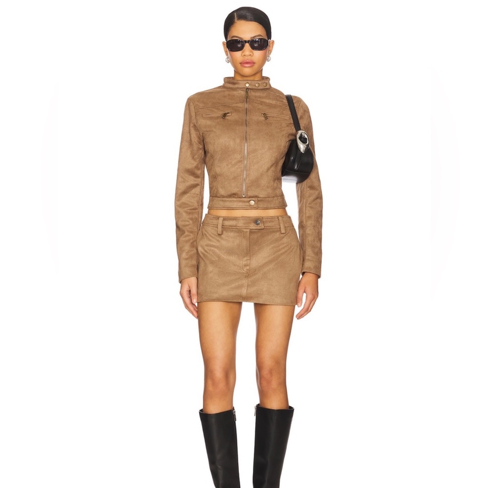 Lioness NWOT suede mirage Mini Skirt